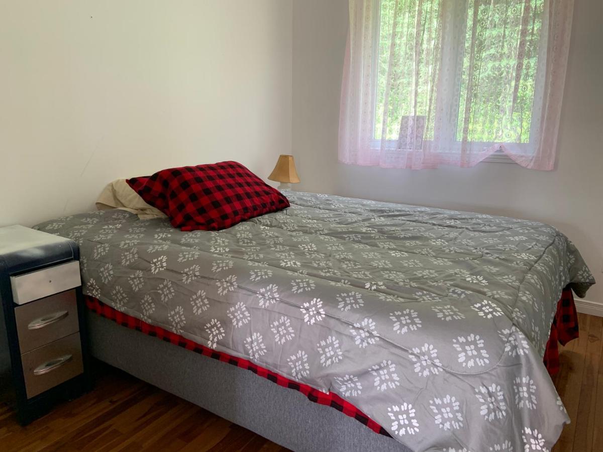 Motel & Chalets --Shefford-Waterloo- Habitation Forest エクステリア 写真